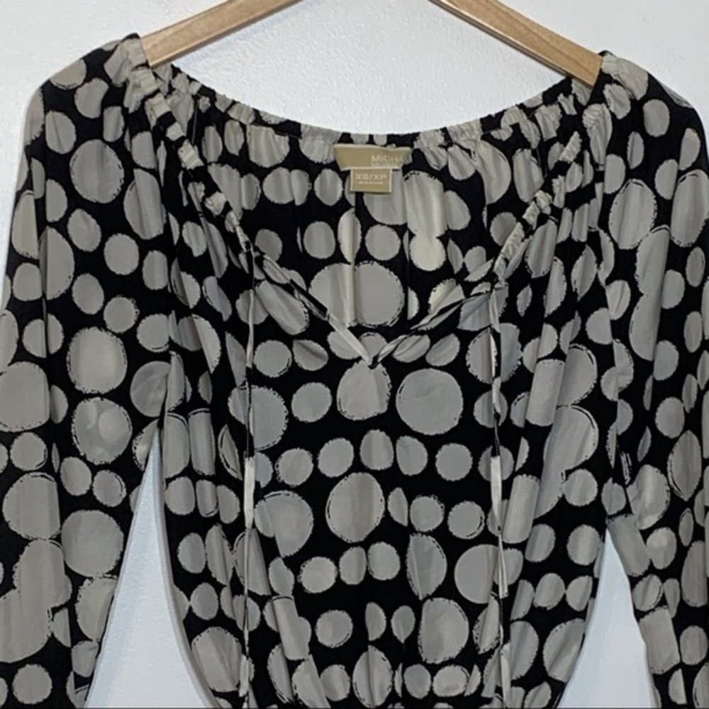EUC‎ Michael Kors gathered waist peasant blouse